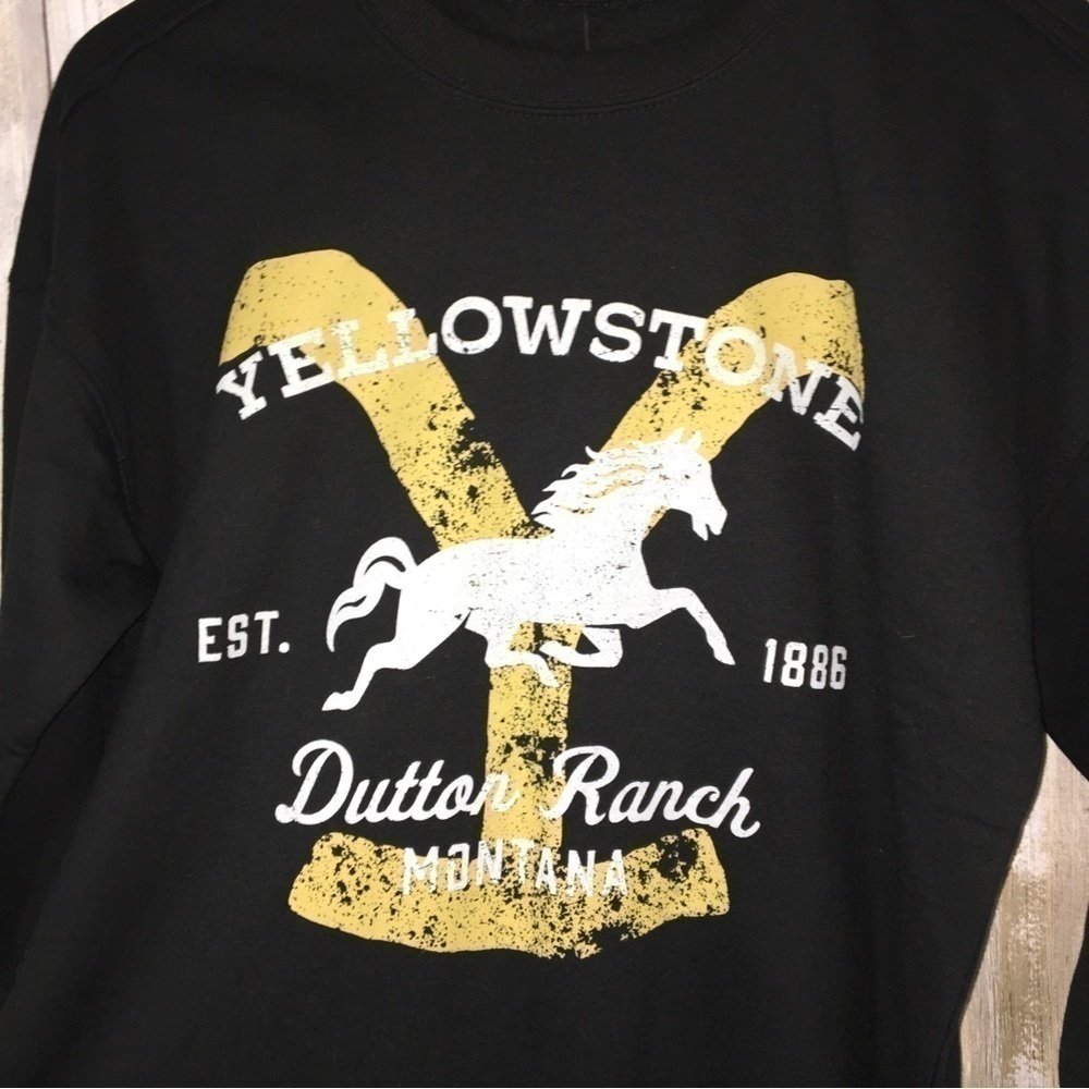 NWT Yellowstone Black Sweatshirt - Picture 3 of 6